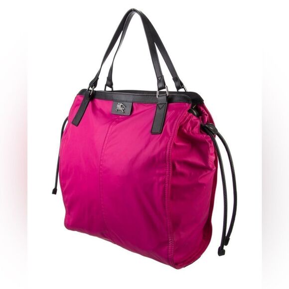 BURBERRY EVERYDAY NYLON LEATHER TRIM TOTE, LAPTOP, TRAVEL, VACATION, SCHOOL - Picture 3 of 10